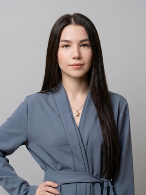 Назурова Лолита Оромовна